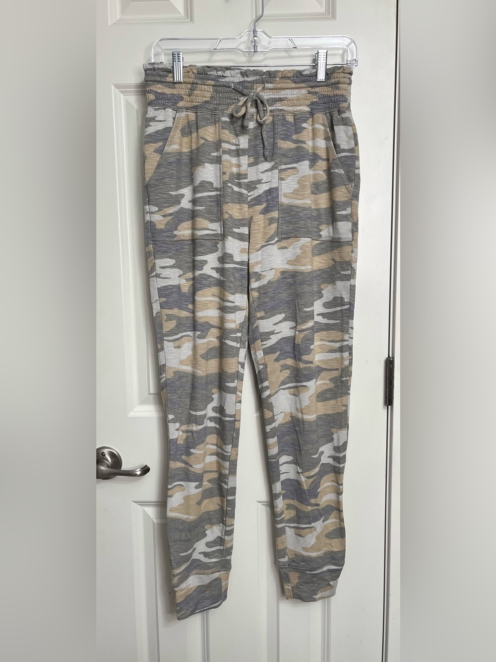 Express Camo Joggers NWOT